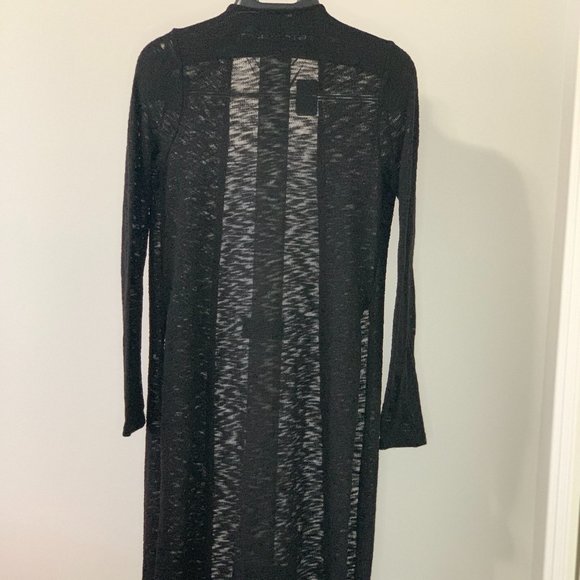 Sleek Black Slit Cardigan - Picture 3 of 5